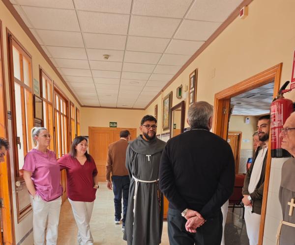Visita de Don Ángel Román
