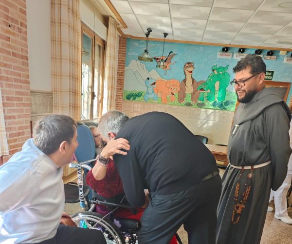 Visita de Don Ángel Román